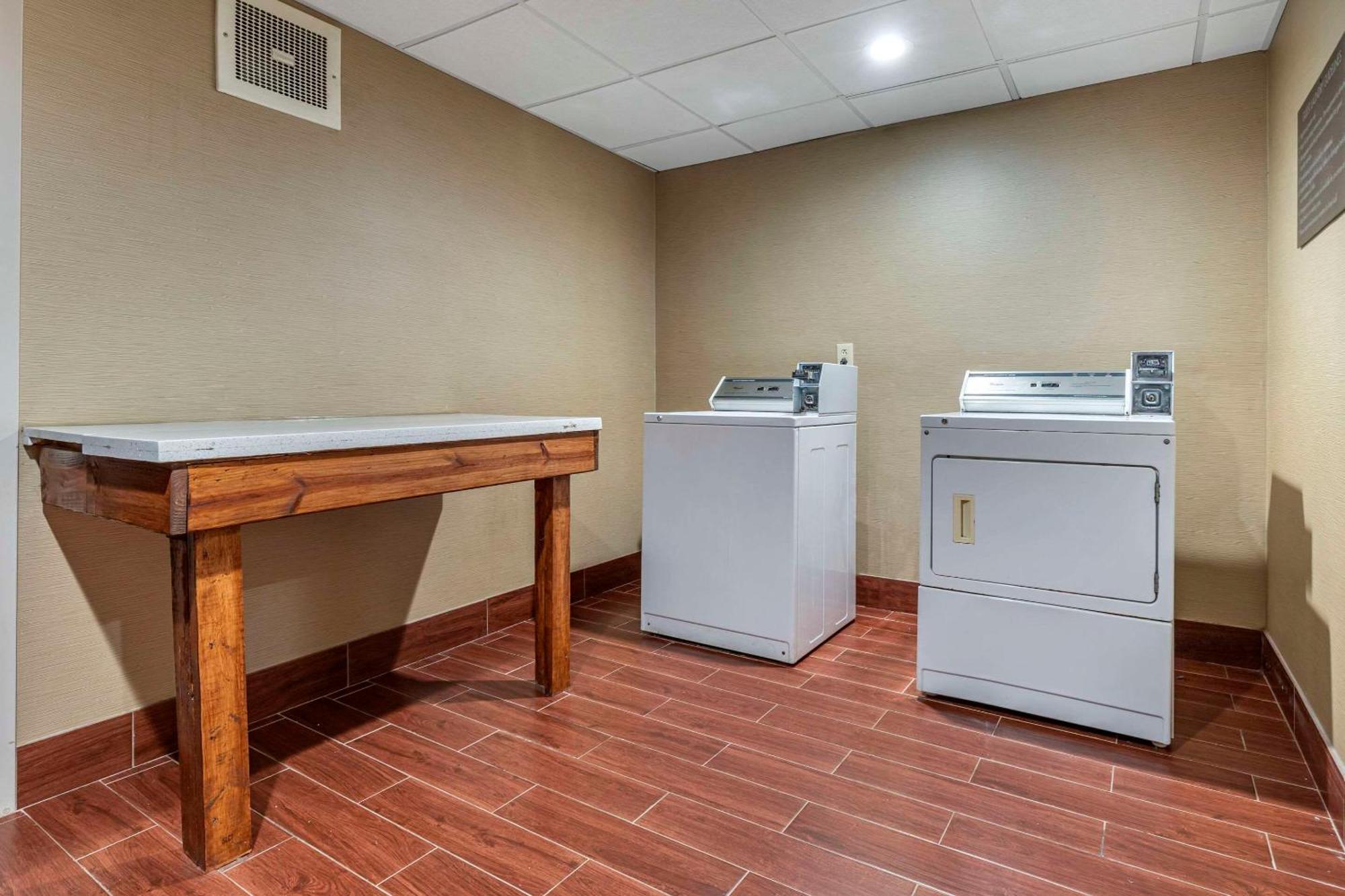 Comfort Inn & Suites Mocksville I-40 Bagian luar foto