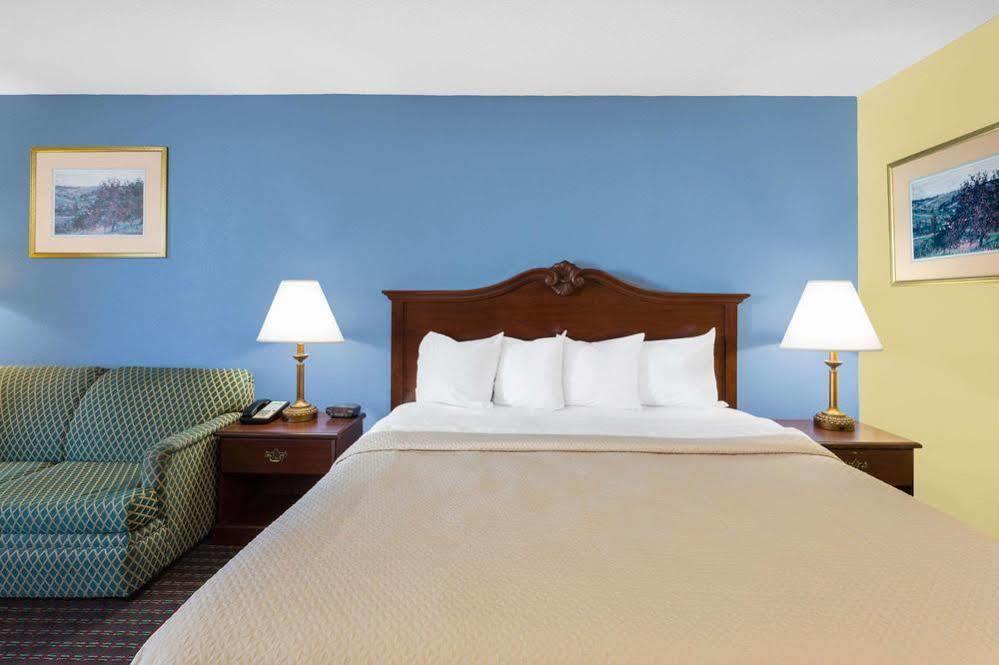 Comfort Inn & Suites Mocksville I-40 Bagian luar foto